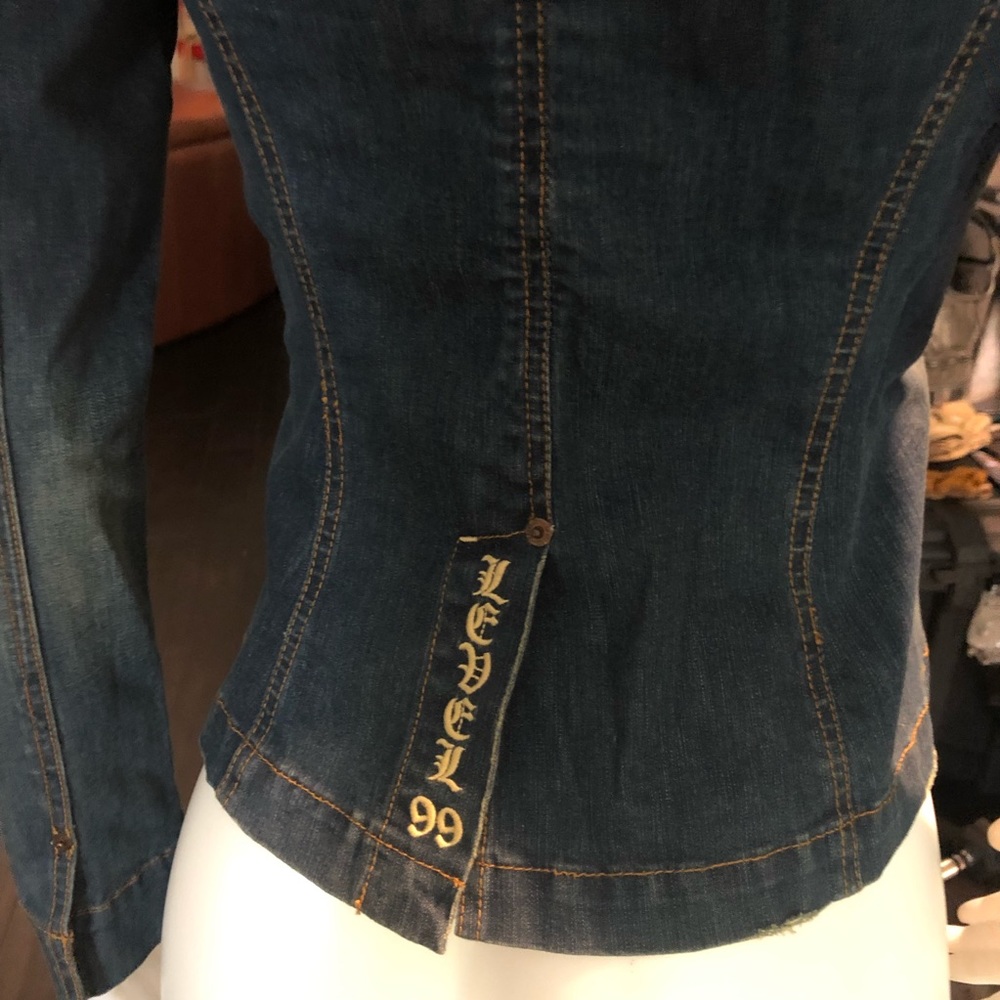 Level 99 Distressed Stretch Denim Button Blazer - Picture 4 of 7